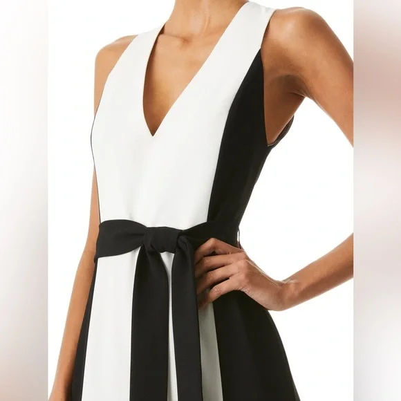 NWT Alice + Olivia Black and White Jumpsuit Size 8 MSRP $440 - Picture 4 of 7